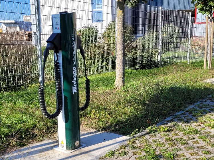 Stations de recharge pour voitures électriques